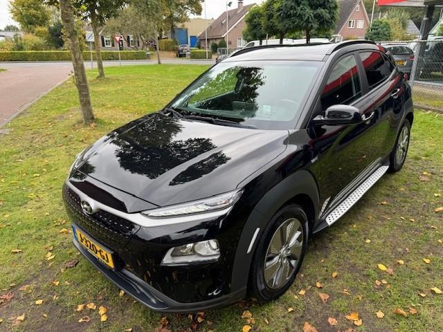 Hyundai Kona EV FASHION 64KWH 3FASE/18900SUBSIDIE/HUP/ACARPLAY/SIDESKIRTS/FABRIEKSGARANTIE