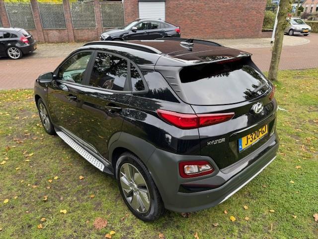 Hyundai Kona EV FASHION 64KWH 3FASE/18900SUBSIDIE/HUP/ACARPLAY/SIDESKIRTS/FABRIEKSGARANTIE