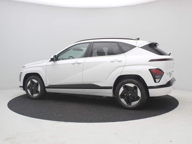Hyundai Kona Electric Comfort Smart 65.4 kWh / Dodehoek sensor / Navigatie / Achteruitrijcamera / Elektrische achterklep /