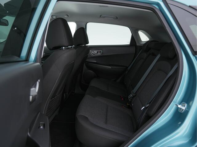 Hyundai Kona EV Comfort 39 kWh (INCL-BTW) *HEAT-PUMP | NAVI-FULLMAP | KEYLESS | KRELL-AUDIO | CAMERA | DAB | ECC | PDC | ADAPTIVE-CRUISE | LANE-ASSIST | COMFORT-SEATS | 17"ALU*