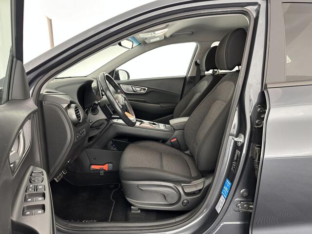 Hyundai Kona EV Fashion 64 kWh (INCL-BTW) *AUT. | HILL HOLD | DAB | FULL-LED | ADAPT.CRUISE | HEAD-UP | KEYLESS | LANE-ASSIST | COMFORT-SEATS | 17"ALU*