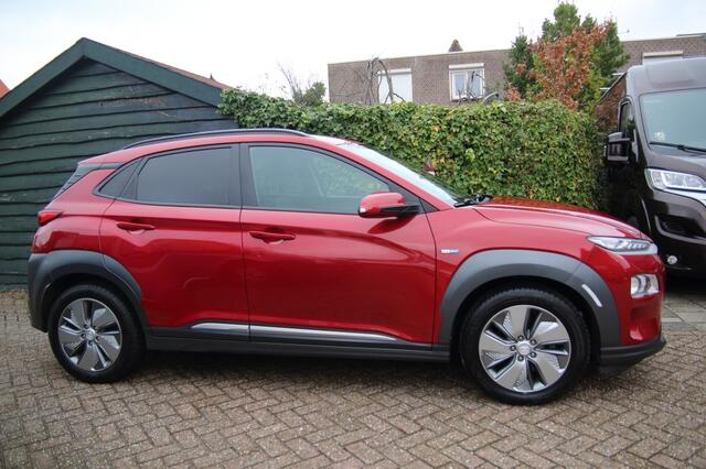 Hyundai Kona EV Fashion 64 kWh