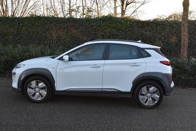 Hyundai Kona EV Comfort 64 kWh | 204PK | CARPLAY | CAMERA