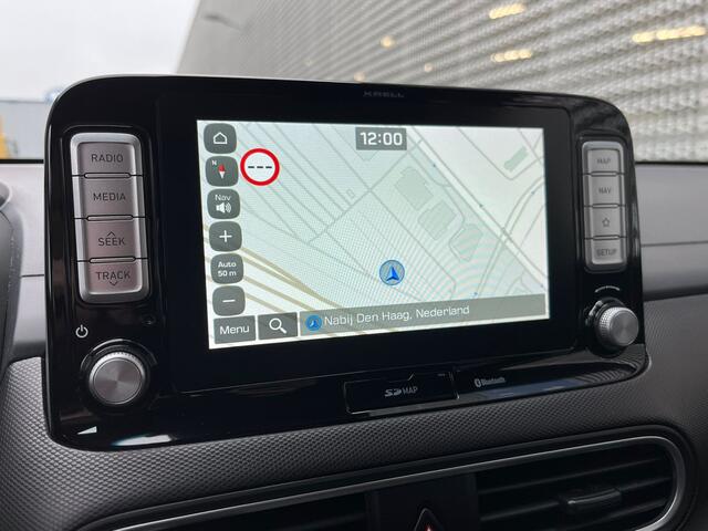 Hyundai Kona EV Premium 64 kWh / Achteruitrijcamera / Digitale Cockpit / Stuur + Stoelverwarming / LED / Dodehoek Sensor