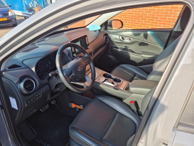Hyundai Kona EV PREMIUM 64 KWH