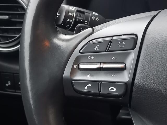Hyundai Kona EV Premium 64 kWh Luxe uitvoering - Grote Accu!!!