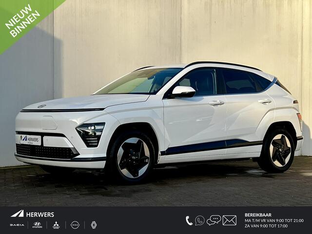 Hyundai Kona Electric Comfort 65.4 kWh Automaat / Accu SoH 100% / Weinig km / CSS snelladen / Drie fase / Stuur- en stoelverwarming / Navi / Apple Carplay Android /