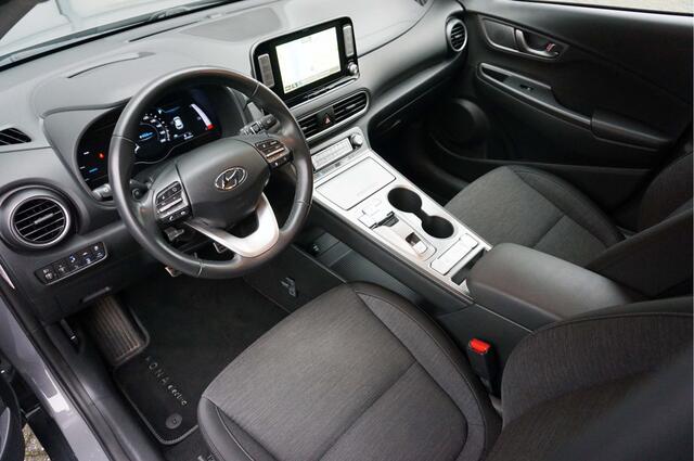 Hyundai Kona EV Fashion 64kWh SOH 97% ACC