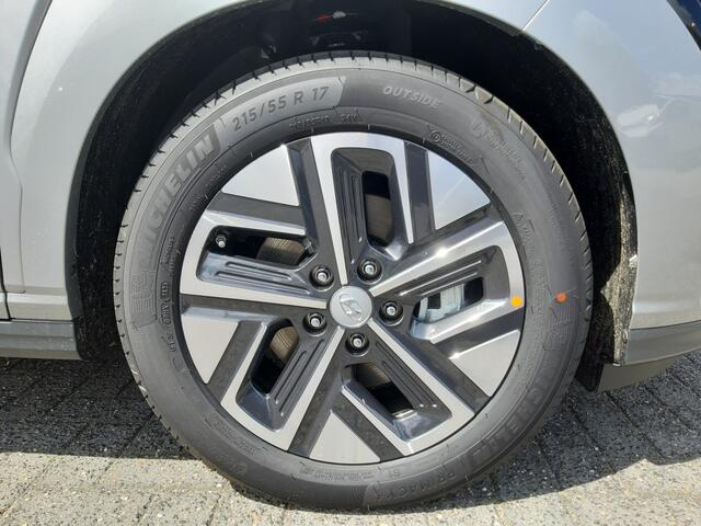 Hyundai Kona EV Business 64 kWh | Navigatie | HUD | stoelverwarming voor | PDC voor |