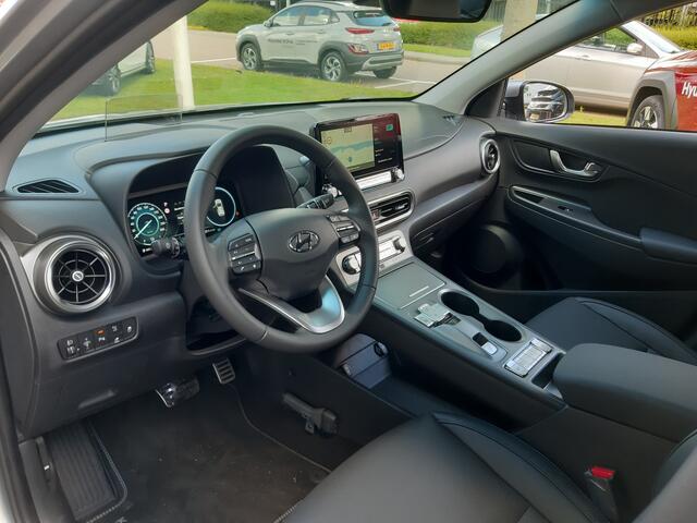 Hyundai Kona EV Business 64 kWh | Navigatie | HUD | stoelverwarming voor | PDC voor |