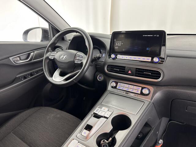Hyundai Kona EV Comfort 64 kWh [ 3-Fase ] (INCL-BTW) *DIGI-COCKPIT | ADAPTIVE-CRUISE | KRELL-AUDIO | NAVI-FULLMAP | APP.CONNECT | DAB | LANE-ASSIST | KEYLESS | COMFORT-SEATS | 17"ALU*