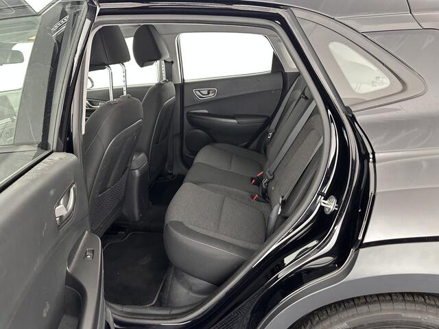 Hyundai Kona EV Comfort 64 kWh [ 3-Fase ] (INCL-BTW) *DIGI-COCKPIT | ADAPTIVE-CRUISE | KRELL-AUDIO | NAVI-FULLMAP | APP.CONNECT | DAB | LANE-ASSIST | KEYLESS | COMFORT-SEATS | 17"ALU*