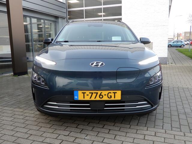 Hyundai Kona EV Premium 64 kWh | 3 fase | Navigatie | Adaptieve cruise contro