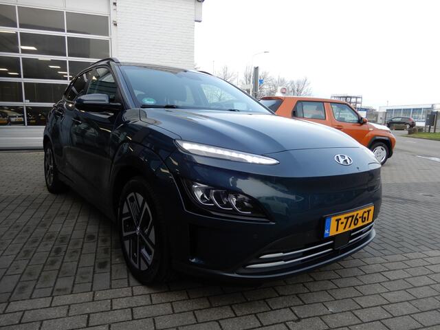 Hyundai Kona EV Premium 64 kWh | 3 fase | Navigatie | Adaptieve cruise contro