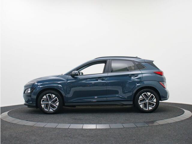 Hyundai Kona EV Fashion 64 kWh | Private lease 569 all-in
