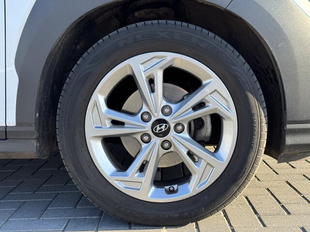 Hyundai Kona 1.0 T-GDI Fashion | Nieuw binnen | BTW | Clima | Camera | Design pack!