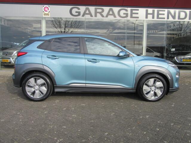 Hyundai Kona EV Fashion 64 kWh NAVI , Camera (occasion)