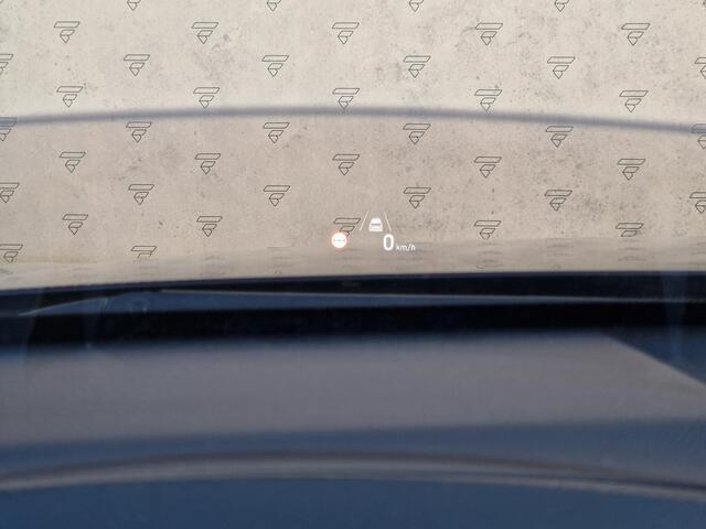Hyundai Kona EV Premium 64 kWh | HUD | Stoelventilatie | Trekhaak | BSD | Leder |