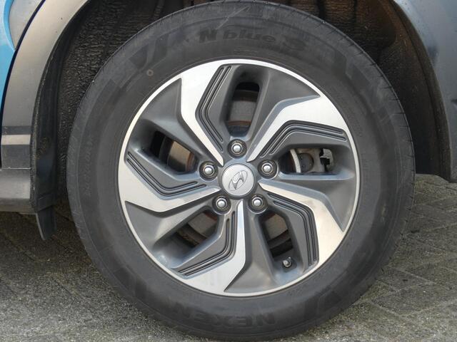 Hyundai Kona 1.6 GDI HEV Fashion | TREKHAAK | NAVIGATIE |