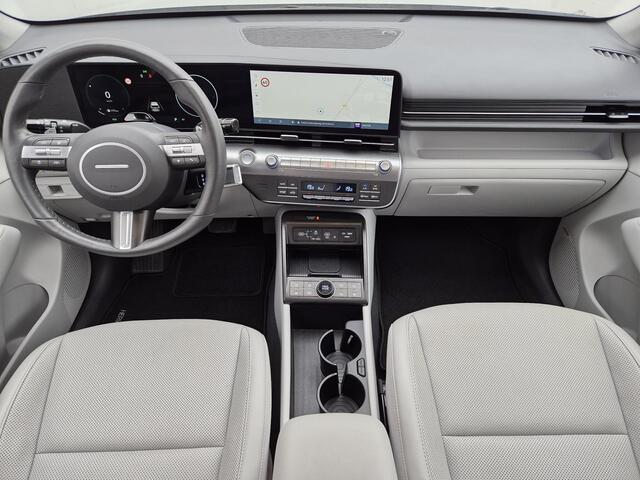Hyundai Kona 1.6 GDI HEV Premium Sky / Trekgewicht 1300 kg / Glazen schuif- en kanteldak / Adaptief cruise control / Rondomzicht camera / / Lichtmetalen wielen 18" / Apple Carplay Android Auto /