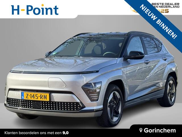 Hyundai Kona Electric Comfort Smart 65.4 kWh | Contrasterende dakkleur | Achterklep, automatisch | Head-up Display | Stoelen verwarmbaar |