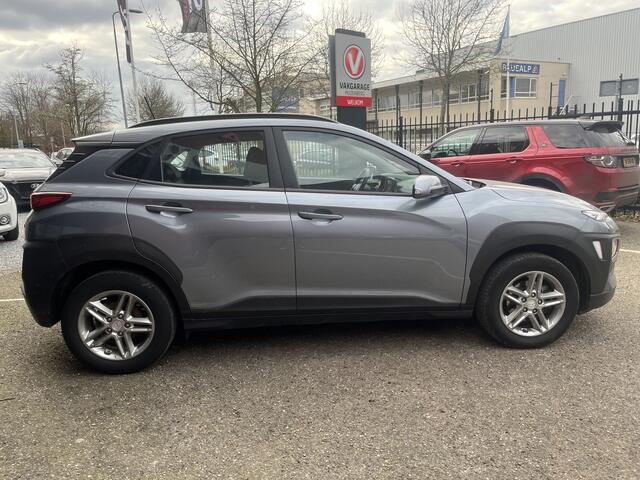 Hyundai Kona 1.0 T-GDI Fashion // APPLE-ANDROID AUTO // LEDER // CRUISE // CLIMA // STUUR+STOELVERWARMING //