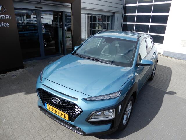 Hyundai Kona 1.0T Essence | Navigatie | Achteruitrijcamera | Trekhaak vast 7p