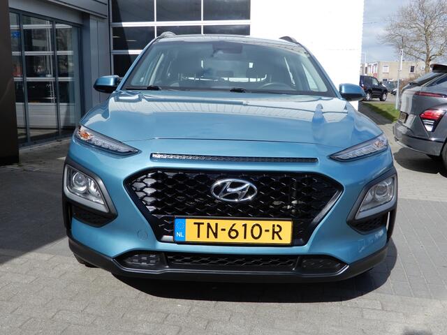 Hyundai Kona 1.0T Essence | Navigatie | Achteruitrijcamera | Trekhaak vast 7p