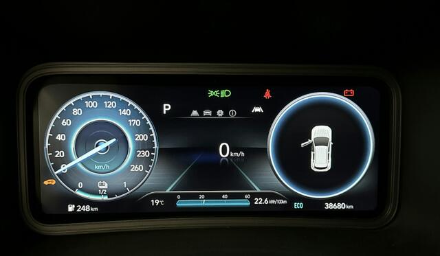 Hyundai Kona EV Comfort 64 kWh SOH 100%, Electr. Schuifdak!