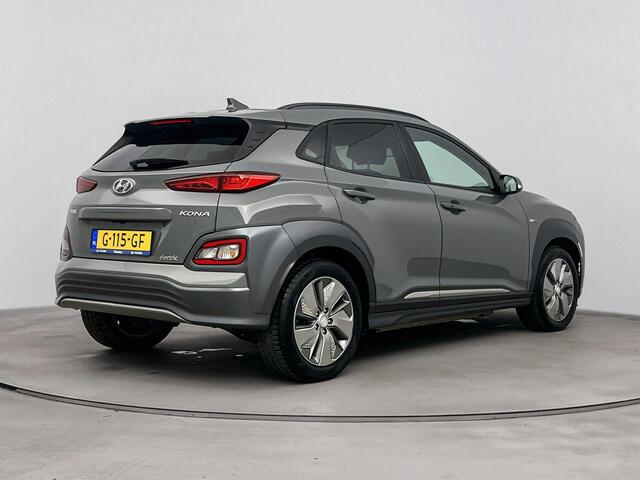 Hyundai Kona EV Premium 64 kWh | Leder | Head up Display | Stoelverwarming | Stuurverwarming | Krell audio | Camera |