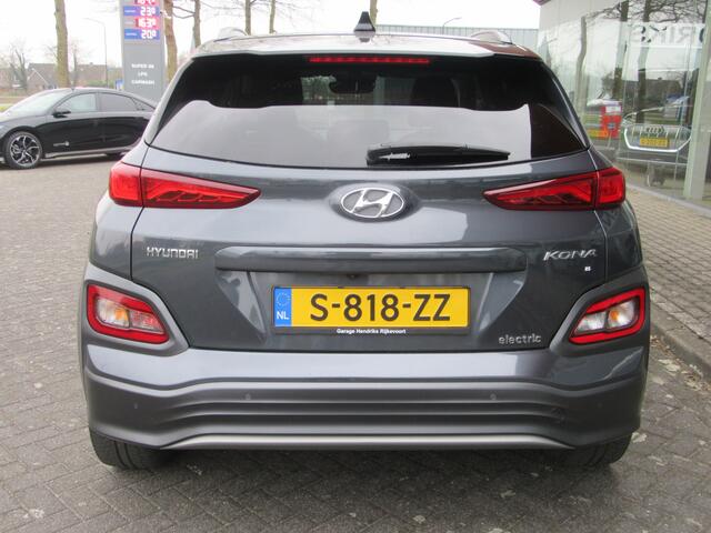 Hyundai Kona EV Premium 64 kWh NAVI , Camera, leder (occasion)