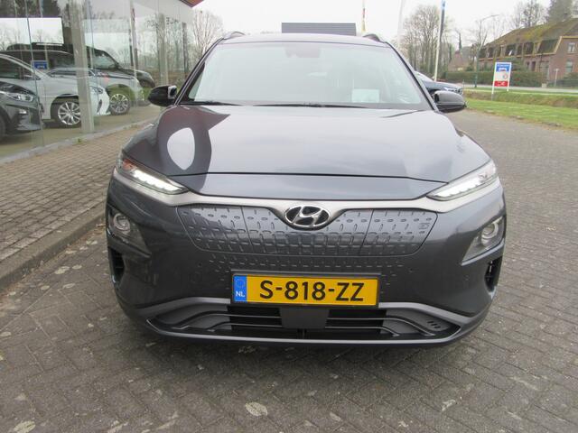 Hyundai Kona EV Premium 64 kWh NAVI , Camera, leder (occasion)