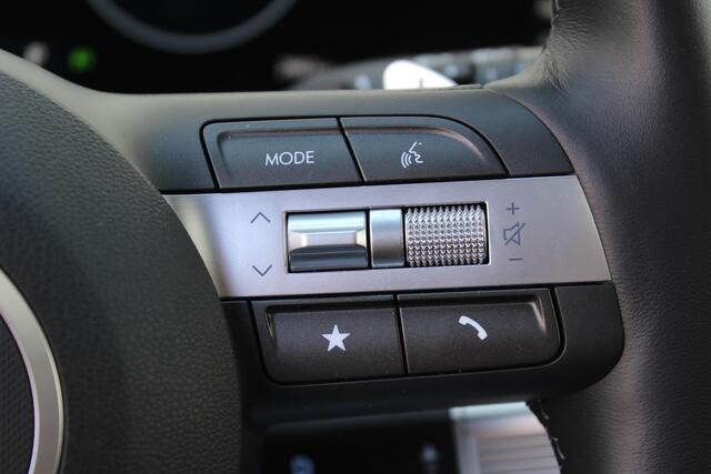 Hyundai Kona 1.6 GDI HEV Premium / Automaat / Afneembare Trekhaak / Trekgewicht 1300 kg / Achterbank verwarming / Adaptief cruise control / Elektrische achterklep / Apple Carplay Android Auto /
