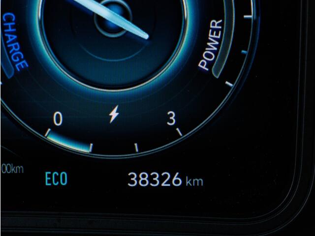 Hyundai Kona EV Fashion 64 kWh | 3 Fase | Navigatie | Camera