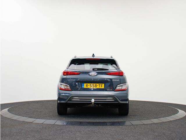 Hyundai Kona EV Fashion 64 kWh | 3 Fase | Navigatie | Camera