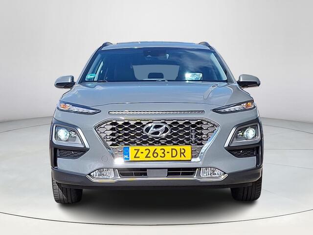 Hyundai Kona 1.6 GDI HEV Premium | Achteruitrijcamera | Stoel/stuurverwarming | Apple Carplay/Android Auto | Schuif/kanteldak | Head-up display | 36 Maanden garantie |