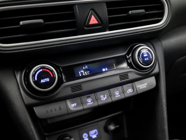 Hyundai Kona 1.0T Comfort (APPLE CARPLAY, 1e EIGENAAR, NAVIGATIE, CAMERA, KEYLESS, SPORTSTOELEN, CRUISE, DAB+, NIEUWE APK, NIEUWSTAAT)