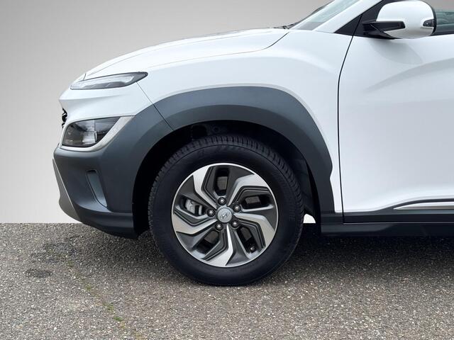 Hyundai Kona 1.6 GDI HEV Fashion | Trekhaak | Navigatie | Camera | Head-Up Display | Premium Audio | Adapt. Cruise Control | Apple Carplay/Android Auto | Rijklaarprijs!