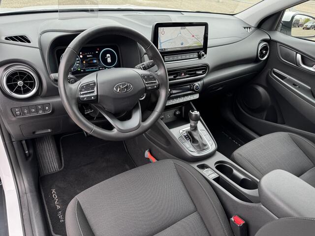 Hyundai Kona 1.6 GDI HEV Fashion | Trekhaak | Navigatie | Camera | Head-Up Display | Premium Audio | Adapt. Cruise Control | Apple Carplay/Android Auto | Rijklaarprijs!