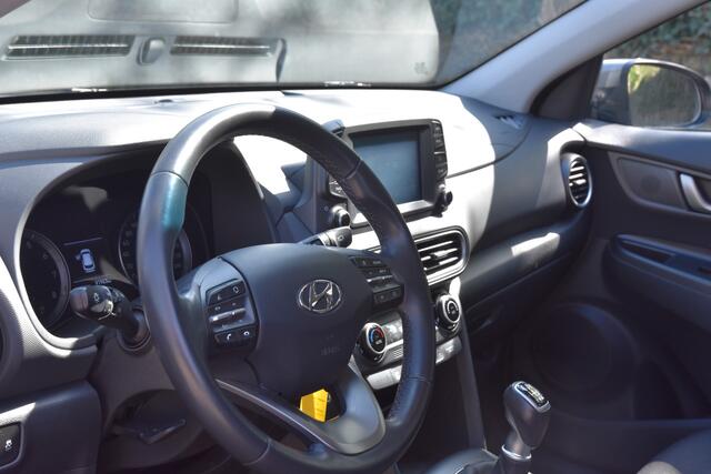 Hyundai Kona 1.0 T-GDI Comfort | TREKHAAK | CAMERA | CARPLAY