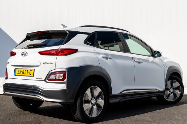Hyundai Kona EV Premium 64 kWh | Adapt. Cruise | Leder | Head-Up | Elektr. Stoelen | Camera