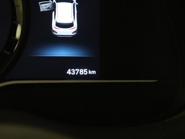 Hyundai Kona EV Premium 64 kWh