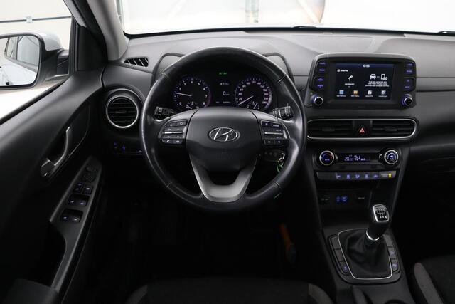 Hyundai Kona 1.0T Comfort | Trekhaak | Carplay | Camera | Climate control | Navigatie | Cruise control | Keyless | Bluetooth
