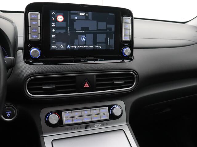 Hyundai Kona EV Premium 64 kWh 100% EV. / Schuifdak / Navigatie / Pdc+Camera / Xenon / Leder / stoelverwarming / Cruise-ctr. / Carplay / Apk sep-2025