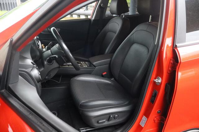Hyundai Kona EV Premium 64 kWh | Trekhaak | Stoelverwarming | Camera