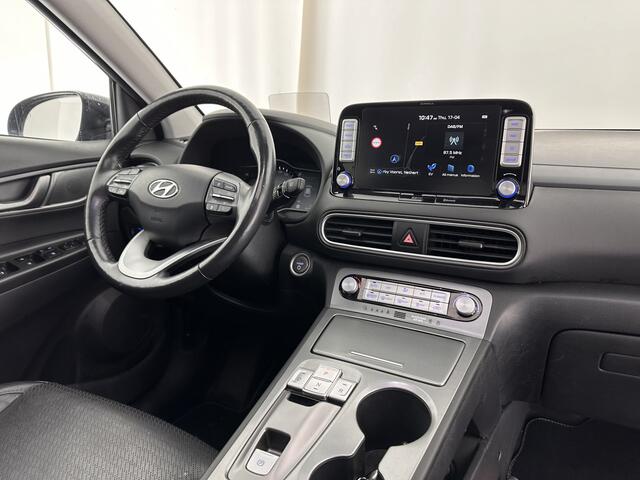 Hyundai Kona EV Premium 64 kWh (INCL-BTW) *FULL-LEATHER | HEAD-UP | FULL-LED | NAVI-FULLMAP | DAB | ADAPTIVE-CRUISE | KRELL-AUDIO | KEYLESS | CAMERA | BLIND-SPOT | LANE-ASSIST | DIGI-COCKPIT | COMFORT-SEATS | 17''ALU*