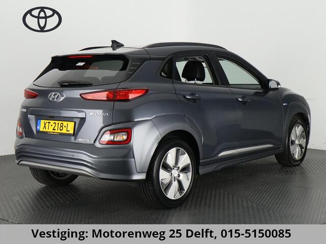 Hyundai Kona EV PREMIUM 204 PK ACCU=100% BERIJK TOT 508 KM !!! Hyundai Kona EV PREMIUM 204 PK PANORAMADAK ACCU=100% 64Kwh. LEER. NAVI. KEYLESS. FULL OPTION. TOT 5 JAAR GARANTIE*