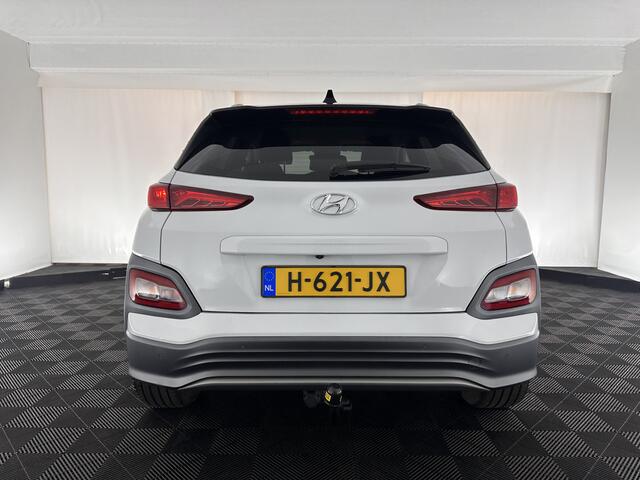 Hyundai Kona EV Premium 64 kWh [ 3-Fase ] (INCL-BTW) *HEAT-PUMP | FULL-LEATHER | HEAD-UP | FULL-LED | NAVI-FULLMAP | DAB | ADAPTIVE-CRUISE | KRELL-AUDIO | KEYLESS | CAMERA | BLIND-SPOT | LANE-ASSIST | DIGI-COCKPIT | COMFORT-SEATS | 1
