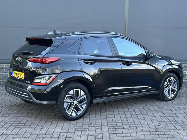 Hyundai Kona EV Fashion 64 kWh / Navigatie / Apple Carplay & Android Auto / Automatische Airco / Afneembare Trekhaak / Adaptive Cruise Control /