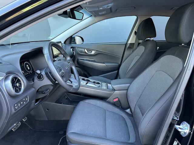 Hyundai Kona EV Fashion 64 kWh / Navigatie / Apple Carplay & Android Auto / Automatische Airco / Afneembare Trekhaak / Adaptive Cruise Control /